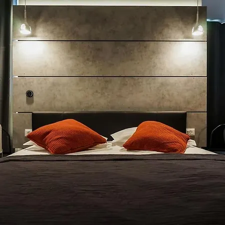 Appartamento Chic 2br - Ateneu - Center