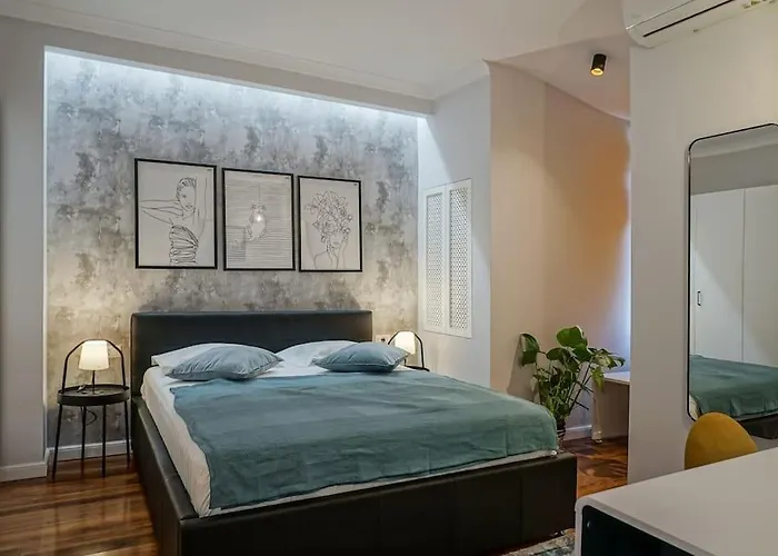Chic 2br - Ateneu - Center Apartment