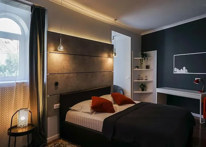 Chic 2br - Ateneu - Center * بوخارست