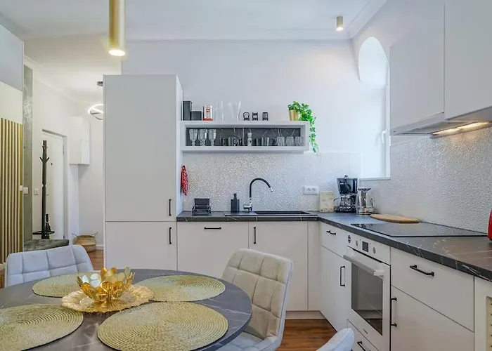 شقة Chic 2br - Ateneu - Center بوخارست