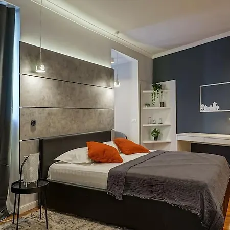 Chic 2br - Ateneu - Center Апартаменты Бухарест