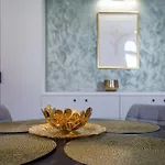 Chic 2br - Ateneu - Center Apartament *